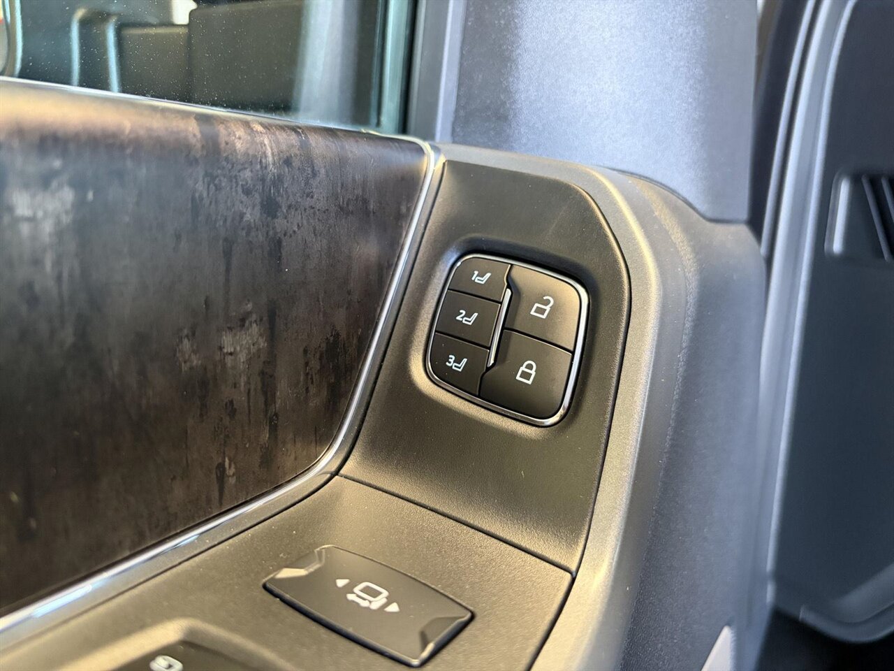 2024 Ford F-250 Super Duty Lariat - Photo 17 - Victorville, CA 92392