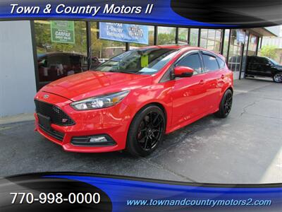 2017 Ford Focus ST   - Photo 1 - Roswell, GA 30075