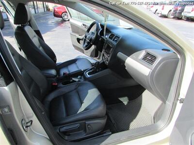 2014 Volkswagen Jetta SE PZEV  super clean inside and out! - Photo 27 - Roswell, GA 30075