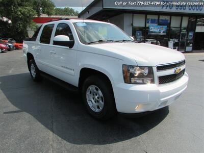 2007 Chevrolet Avalanche LT 1500  EXTRA CLEAN INSIDE AND OUTSIDE - Photo 4 - Roswell, GA 30075