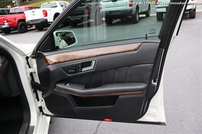 2012 Mercedes-Benz E 350 BlueTEC Luxury   - Photo 28 - Roswell, GA 30075