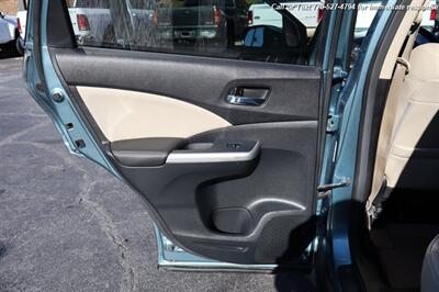 2016 Honda CR-V Touring  super clean inside and out! - Photo 25 - Roswell, GA 30075