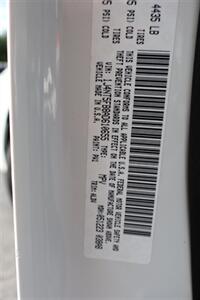 2010 Jeep Compass Limited   - Photo 26 - Roswell, GA 30075