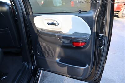 2003 Ford F-150 Harley-Davidson  with sunroof - Photo 28 - Roswell, GA 30075