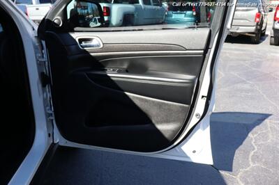 2018 Jeep Grand Cherokee Laredo   - Photo 27 - Roswell, GA 30075