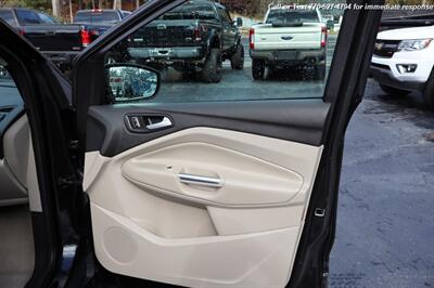 2015 Ford Escape SE   - Photo 25 - Roswell, GA 30075