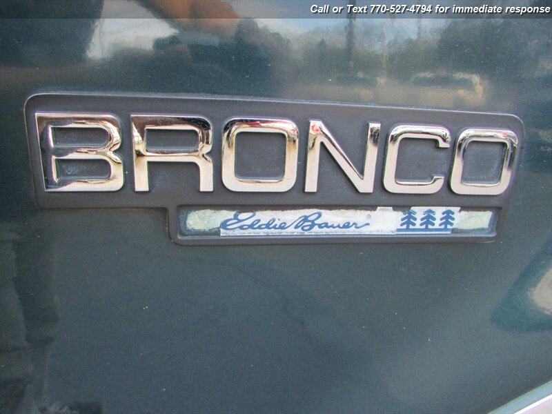 1992 Ford Bronco XLT photo