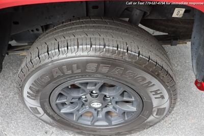 2019 Toyota Tacoma SR5 V6   - Photo 10 - Roswell, GA 30075