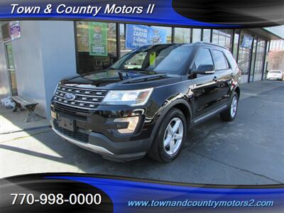 2016 Ford Explorer XLT  4WD with sunroof & leather