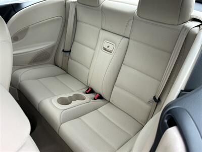 2015 Volkswagen Eos Komfort Edition SULEV   - Photo 12 - Butler, PA 16001