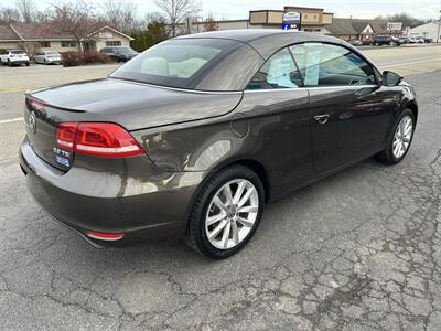 2015 Volkswagen Eos Komfort Edition SULEV   - Photo 5 - Butler, PA 16001