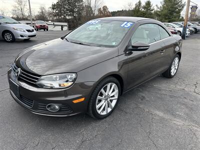 2015 Volkswagen Eos Komfort Edition SULEV   - Photo 2 - Butler, PA 16001