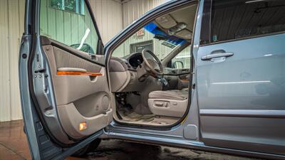 2007 Toyota Sienna XLE 7-Passenger   - Photo 9 - Butler, PA 16001