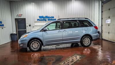 2007 Toyota Sienna XLE 7-Passenger   - Photo 1 - Butler, PA 16001