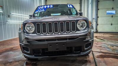 2016 Jeep Renegade Sport   - Photo 7 - Butler, PA 16001