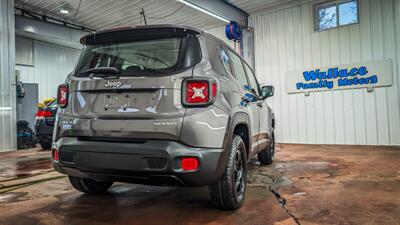 2016 Jeep Renegade Sport   - Photo 4 - Butler, PA 16001