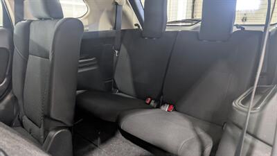 2020 Mitsubishi Outlander ES  AWD - Photo 13 - Butler, PA 16001