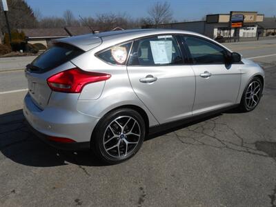 2018 Ford Focus SEL   - Photo 5 - Butler, PA 16001