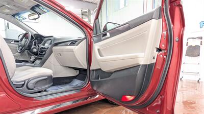 2016 Hyundai SONATA Sport   - Photo 14 - Butler, PA 16001