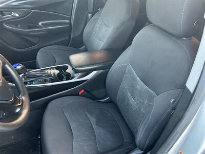 2018 Chevrolet Volt LT   - Photo 8 - Butler, PA 16001