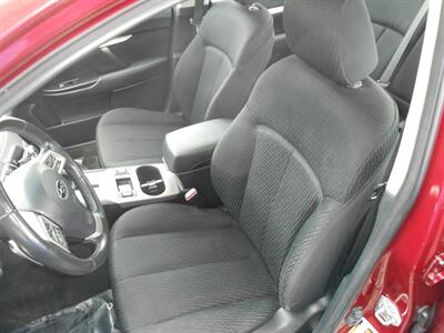 2012 Subaru Legacy 2.5i Premium   - Photo 11 - Butler, PA 16001