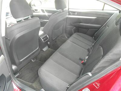 2012 Subaru Legacy 2.5i Premium   - Photo 13 - Butler, PA 16001