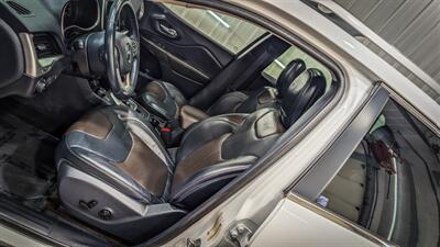 2014 Jeep Cherokee Limited   - Photo 11 - Butler, PA 16001