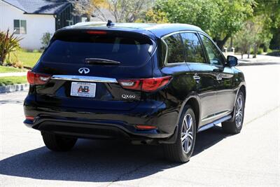 2019 INFINITI QX60 AWD Luxe with Essential Package   - Photo 10 - Pasadena, CA 91107