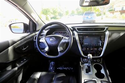 2017 Nissan Murano Platinum Edition w/Technology Package CLEAN TITLE   - Photo 17 - Pasadena, CA 91107