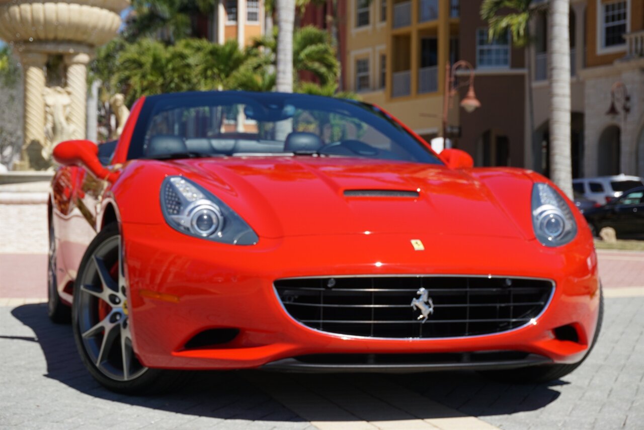 2012 Ferrari California   - Photo 46 - Naples, FL 34104