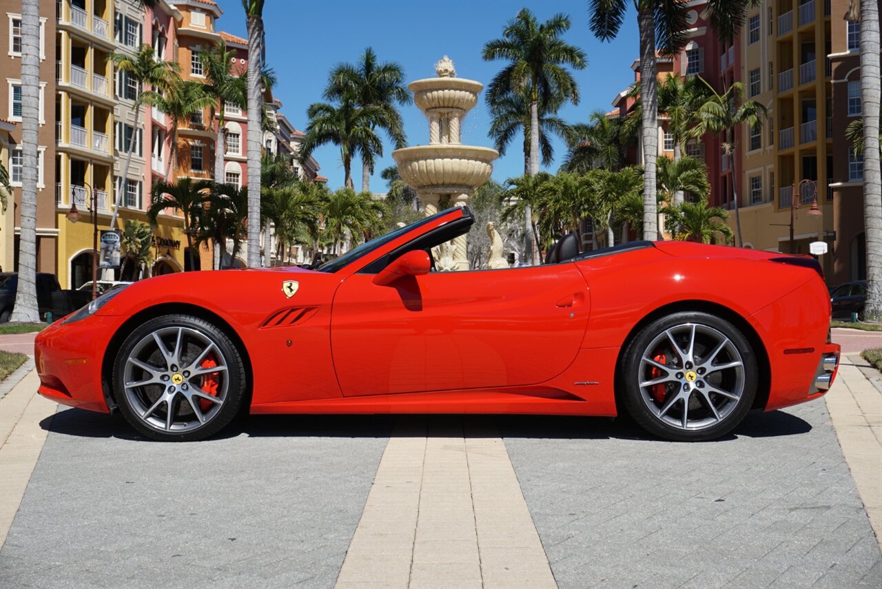 2012 Ferrari California   - Photo 5 - Naples, FL 34104