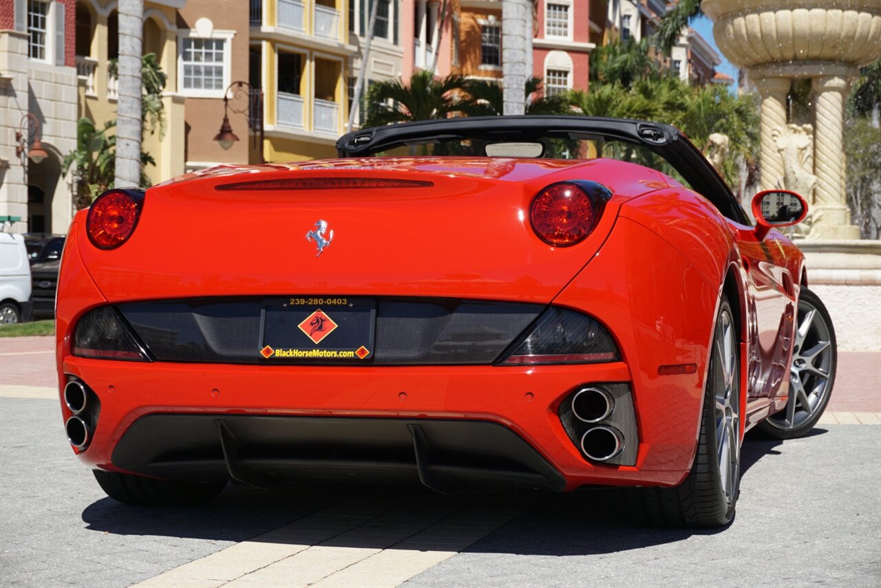 2012 Ferrari California   - Photo 47 - Naples, FL 34104