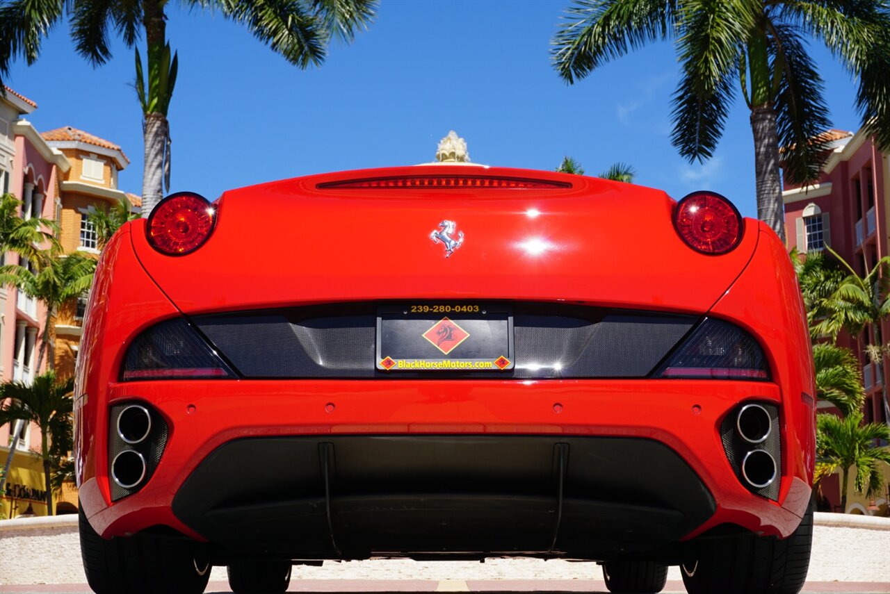 2012 Ferrari California   - Photo 51 - Naples, FL 34104