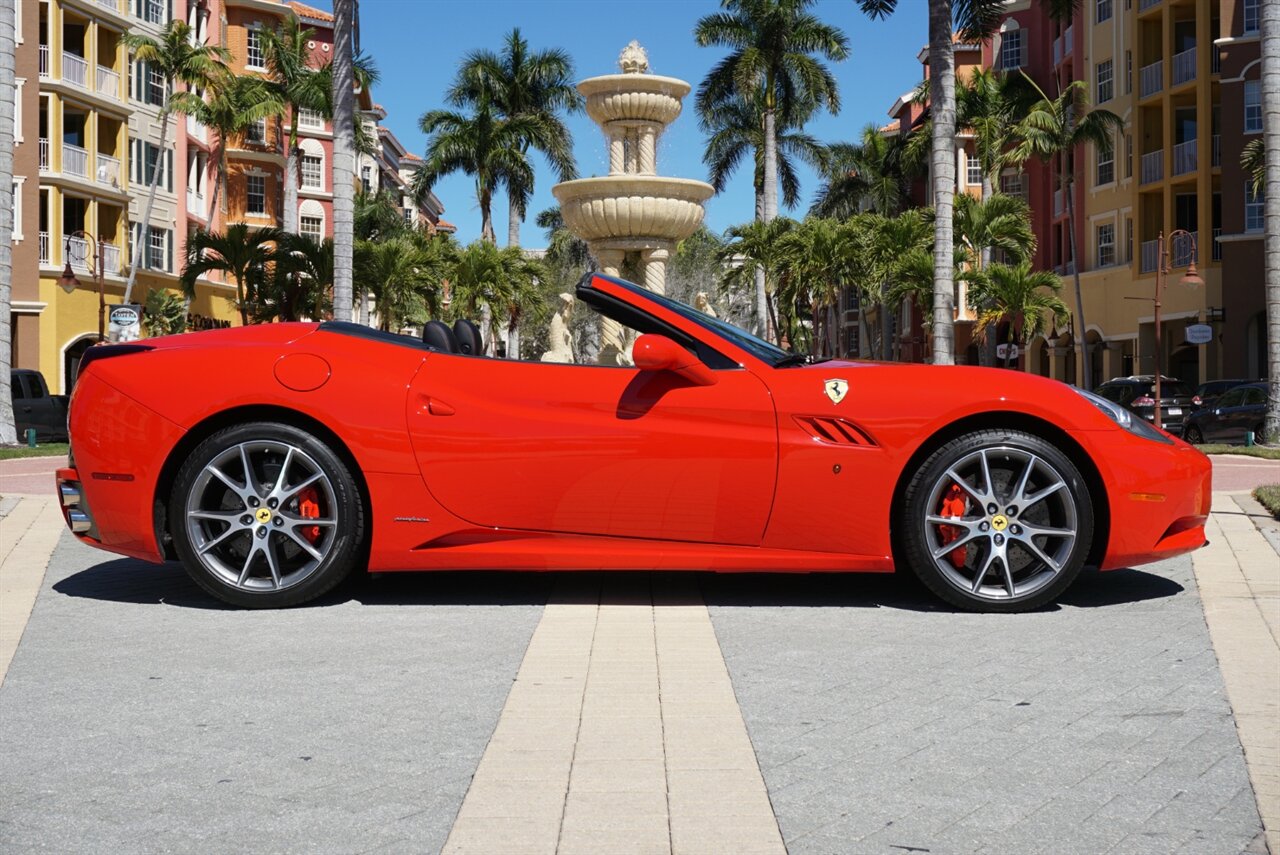 2012 Ferrari California   - Photo 26 - Naples, FL 34104