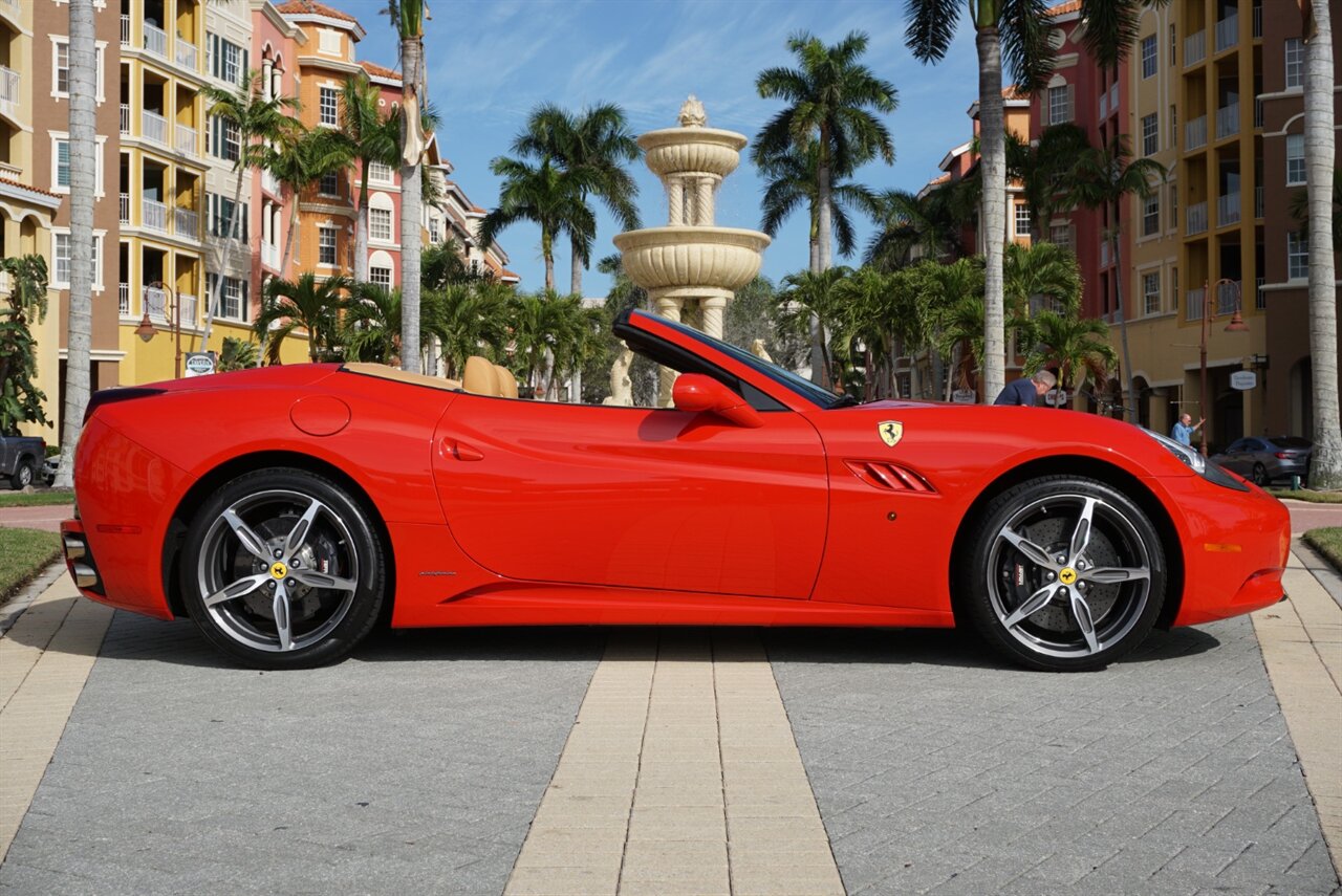 2014 Ferrari California   - Photo 29 - Naples, FL 34104