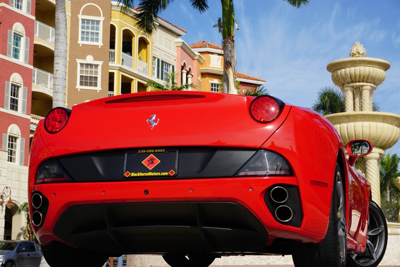 2014 Ferrari California   - Photo 52 - Naples, FL 34104