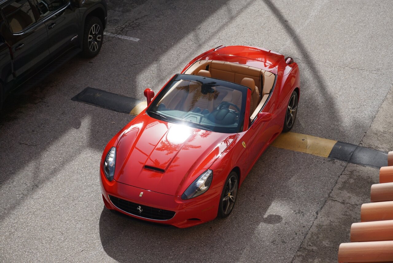 2014 Ferrari California   - Photo 59 - Naples, FL 34104