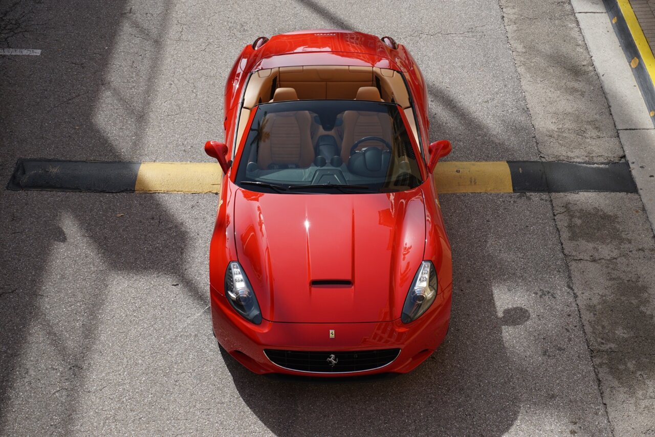 2014 Ferrari California   - Photo 57 - Naples, FL 34104