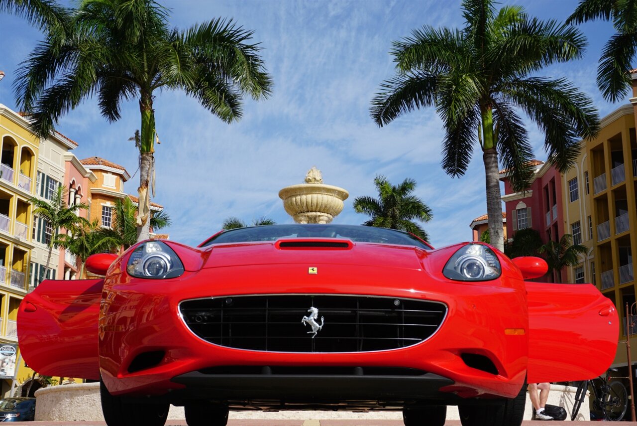 2014 Ferrari California   - Photo 32 - Naples, FL 34104