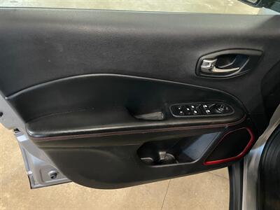 2019 Jeep Compass Trailhawk   - Photo 23 - Saint Louis, MI 48880-9800