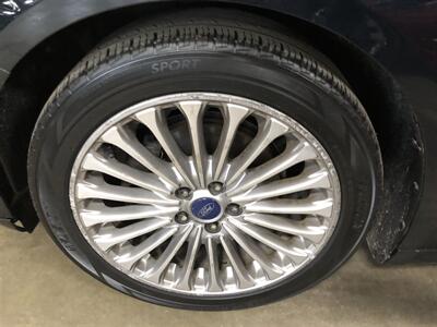 2014 Ford Fusion Titanium   - Photo 23 - Saint Louis, MI 48880-9800