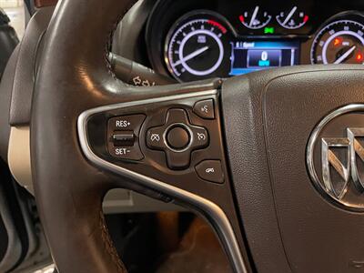 2017 Buick Regal Sport Touring - Photo 10 - Saint Louis, MI 48880-9800