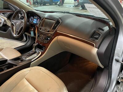 2017 Buick Regal Sport Touring - Photo 17 - Saint Louis, MI 48880-9800