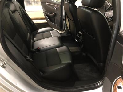 2015 Chevrolet Impala LT   - Photo 18 - Saint Louis, MI 48880-9800