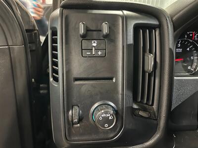 2018 Chevrolet Silverado 1500 Work Truck   - Photo 12 - Saint Louis, MI 48880-9800