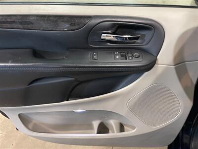 2014 Dodge Grand Caravan American Value Package - Photo 14 - Saint Louis, MI 48880-9800