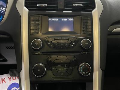 2014 Ford Fusion SE   - Photo 14 - Saint Louis, MI 48880-9800