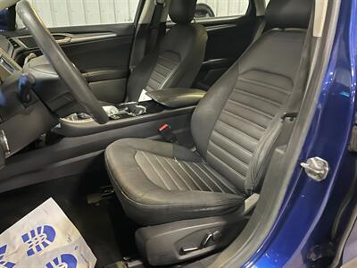 2014 Ford Fusion SE   - Photo 16 - Saint Louis, MI 48880-9800