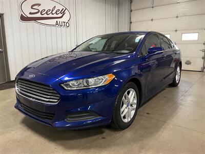 2014 Ford Fusion SE   - Photo 2 - Saint Louis, MI 48880-9800