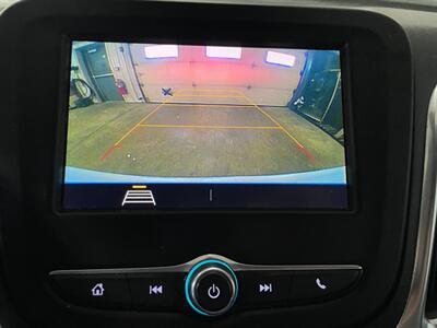 2021 Chevrolet Equinox LS   - Photo 15 - Saint Louis, MI 48880-9800